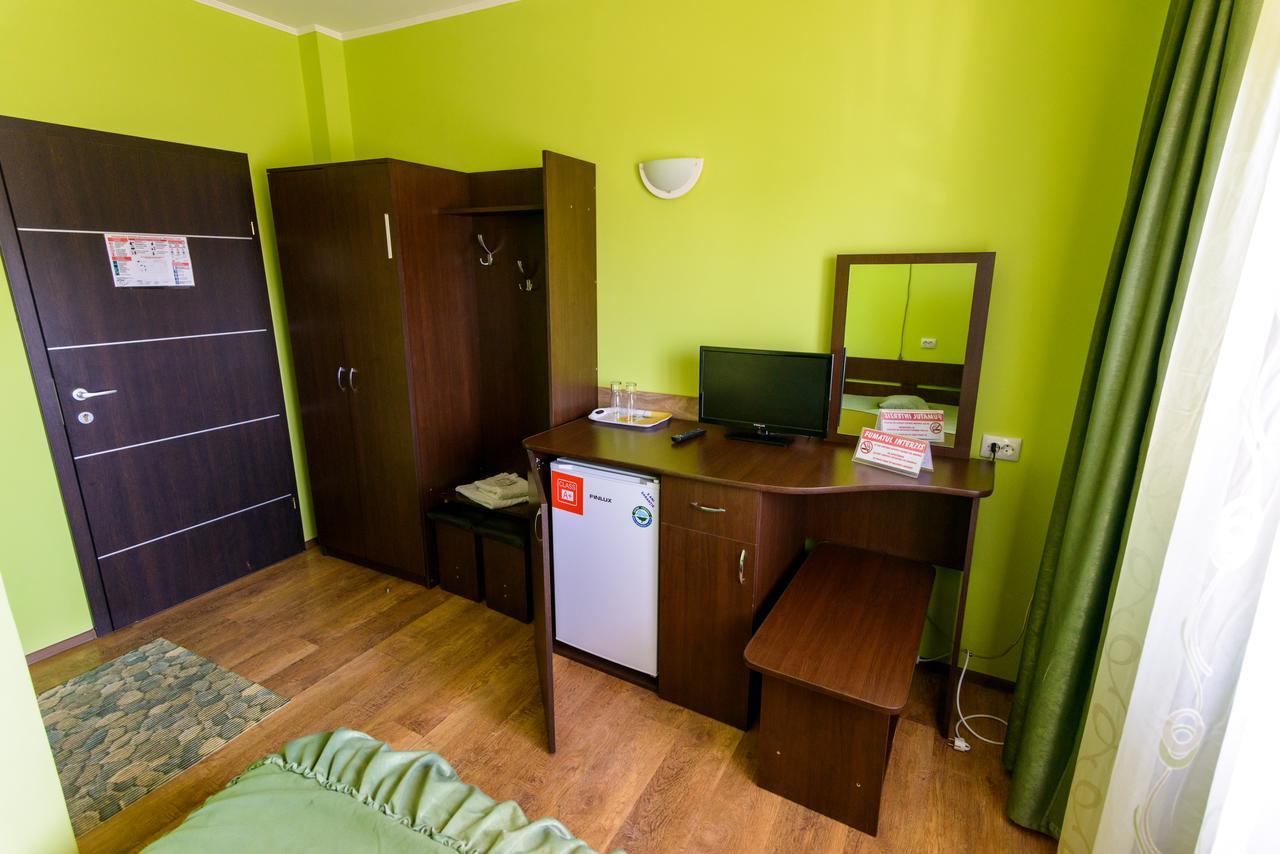 Pensiunea Domneasca Piteşti Exteriör bild